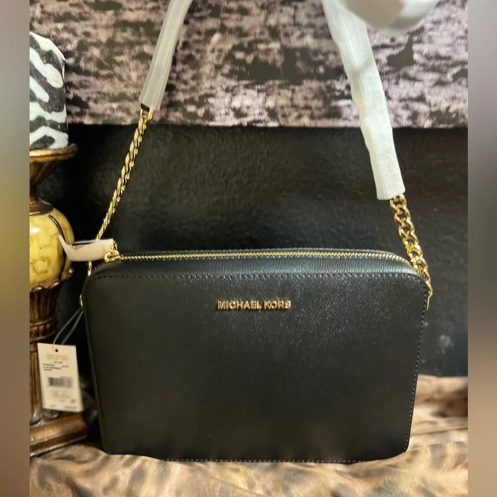 🖤🖤NWT-Michael Kors Leather Jet Set East West Crossbody🖤🖤